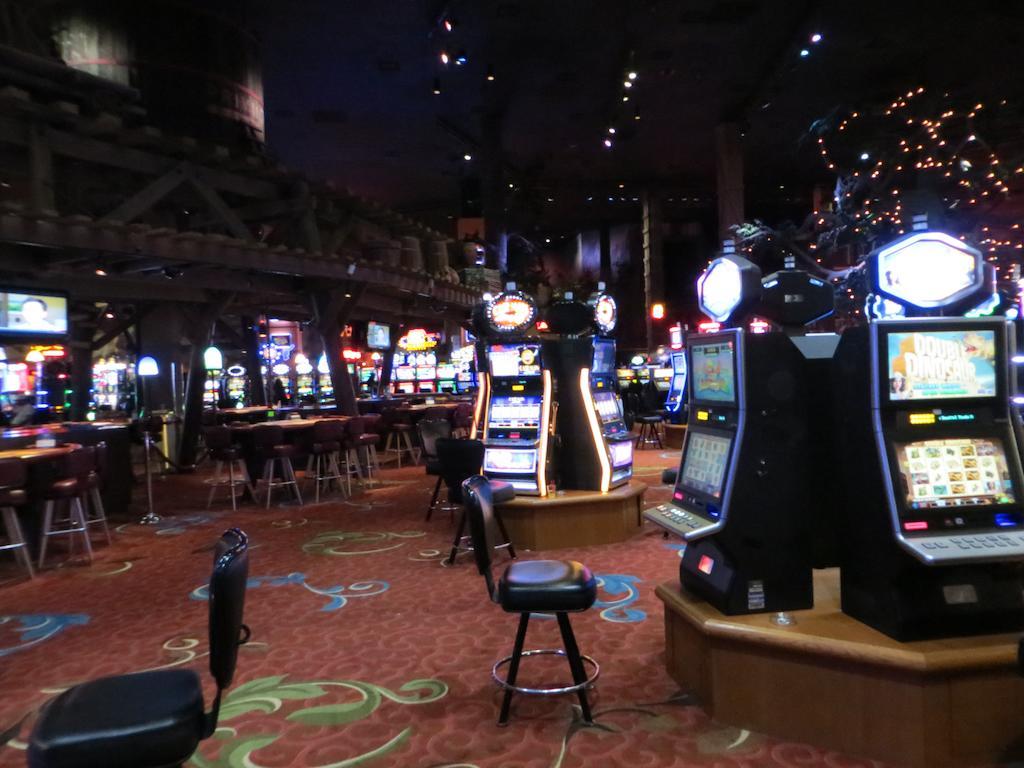 Buffalo Bills Resort & Casino Primm Exterior photo